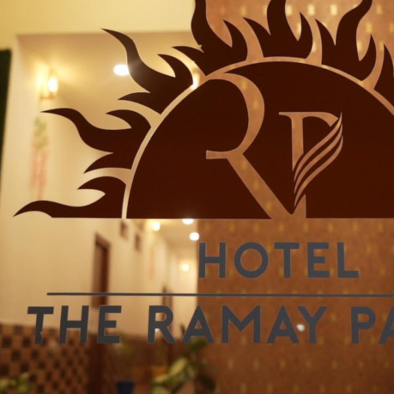 Hotel The Ramay Palace Ayodhya Kültér fotó